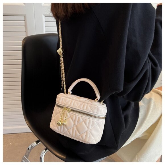 Cream PU Leather Chain Detail Mini Bag - Picture 3 of 4